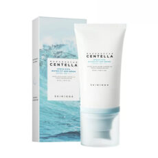 کرم ضد آفتاب بدون رنگ سنتلا، 50 SPF، مدل 1004، مناسب پوست حساس، نرمال و خشک و حجم 50 میلیلیتر، محافظت کننده در برابر اشعه UVA و UVB، بدون تست حیوانی، ++++PA، آبرسان، ضد التهاب، با ماندگاری 3 ساعته