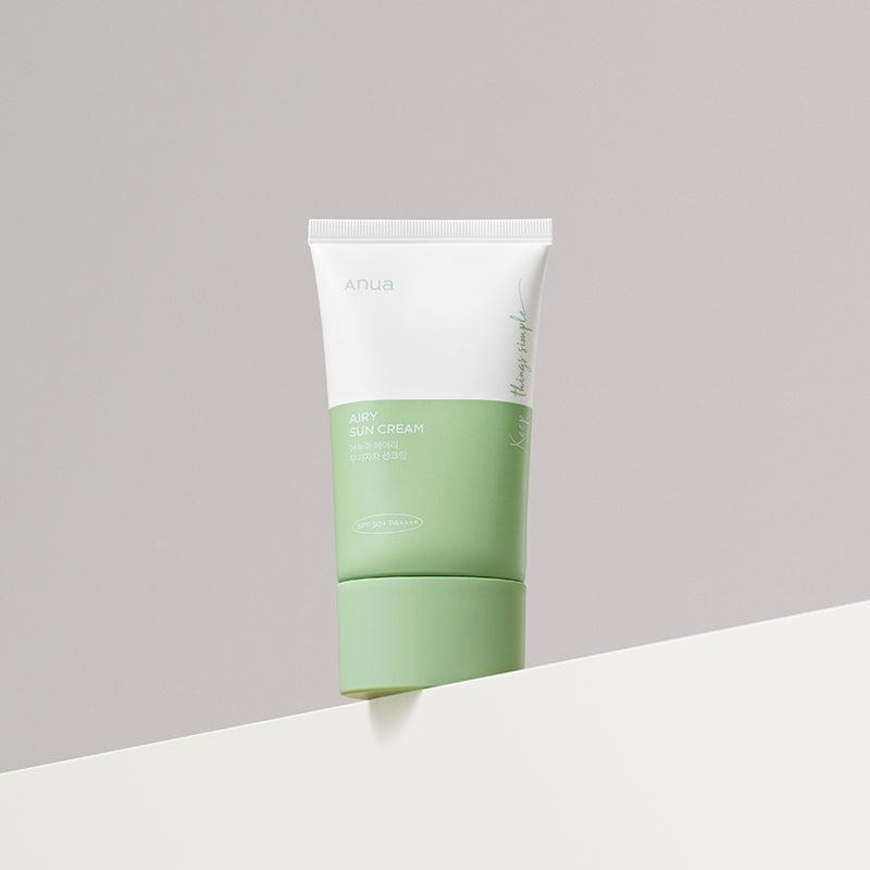 کرم ضد آفتاب بی رنگ آنوا SPF 50 مدل  Airy ‌محافظ UVA ،UVB و 50 PA+++، ضد حساسیت، مناسب انواع پوست‌ معمولی و حساس حجم 50 میلی‌لیتر