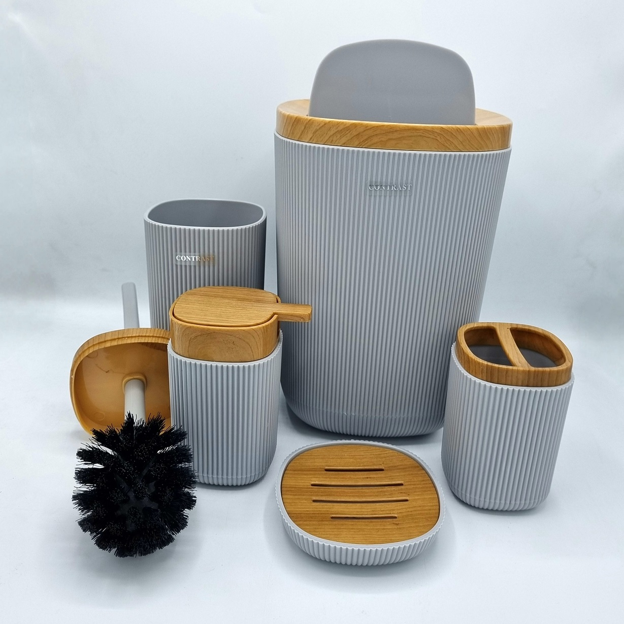 ست سرویس بهداشتی پنج پارچه کنتراست مدل روما 7900 طرح چوب