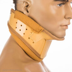 گردن بند طبی پاک سمن مدل Hard With Chain Pad سایز متوسط