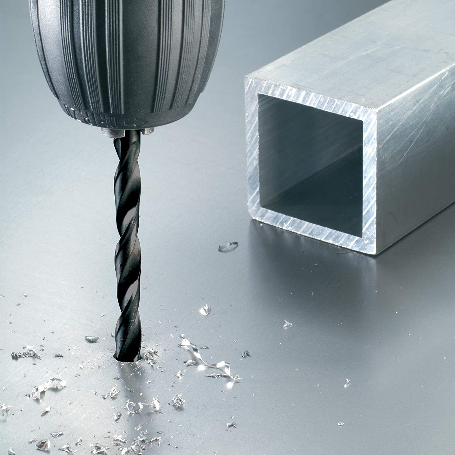 مجموعه 34 عددی ابزار سرمته بوش مدل 2607010608