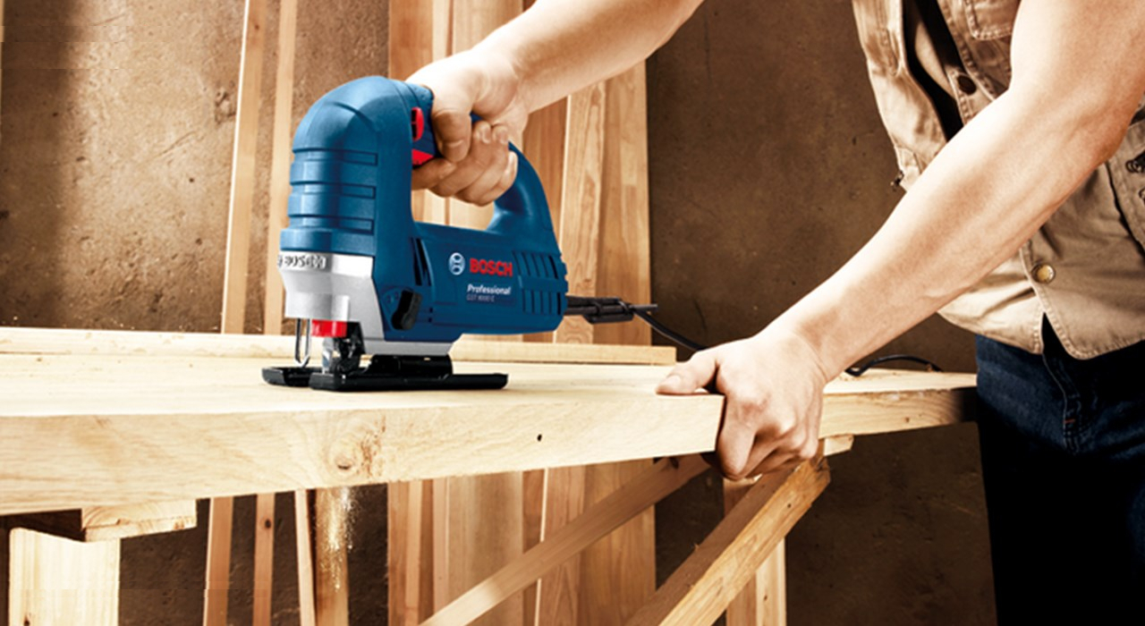 اره عمودبر بوش مدل GST 8000 E