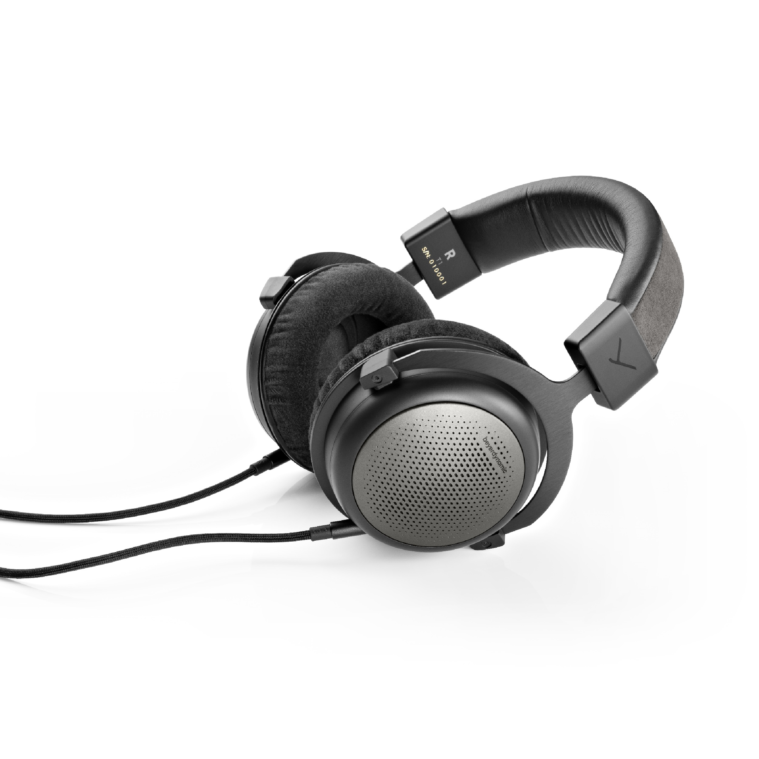 هدفون حرفه ای یرداینامیک مدل T1