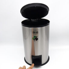 سطل زباله پدالی آکا الکتریک مدل آینه ای کد YP-SADE-03L ظرفیت 3 لیتری