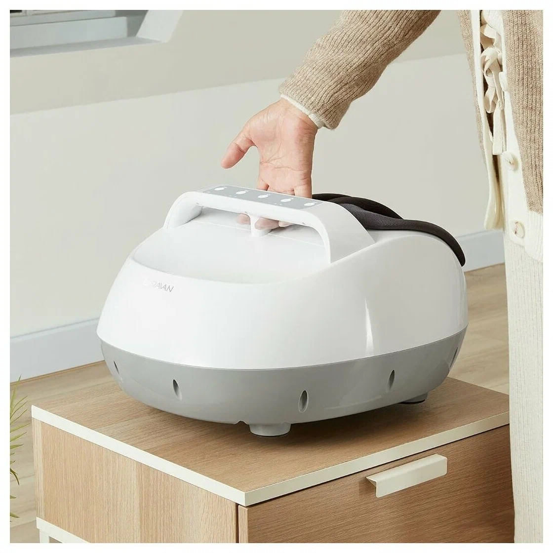 ماساژور پا لراوان مدل LJ-ZJ008