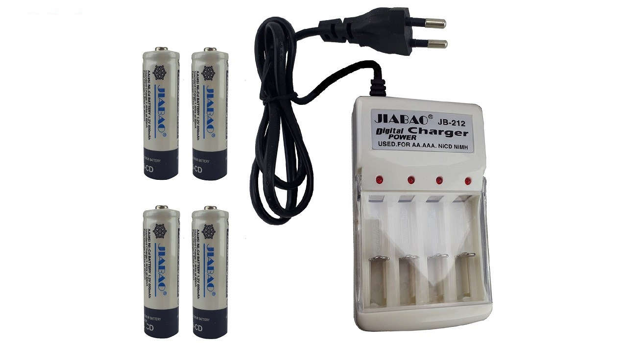 شارژر جیابائو مدل JB-212 به همراه 4 باتری شارژی قلمی