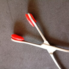 پنس زبانگیر هلث تک مدل 16