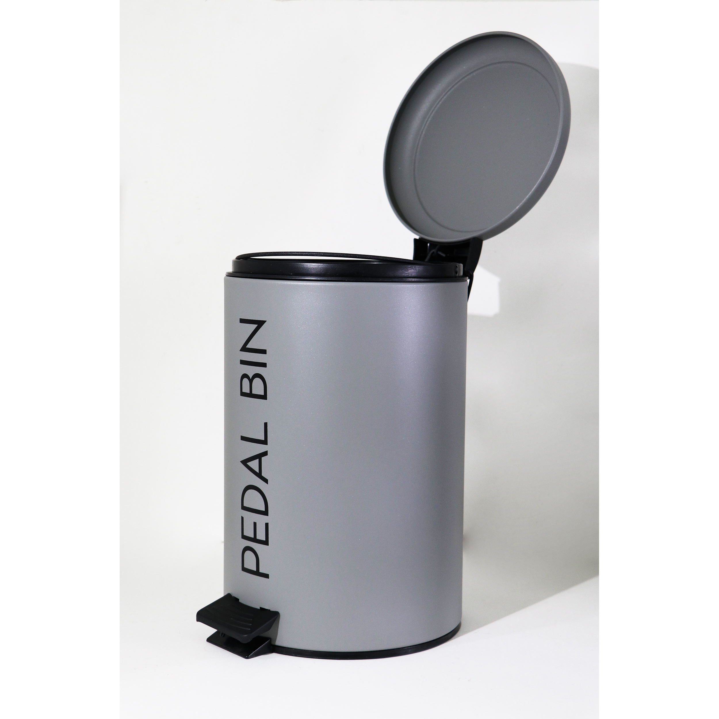 سطل زباله پدالی بی وی کی کد 831151