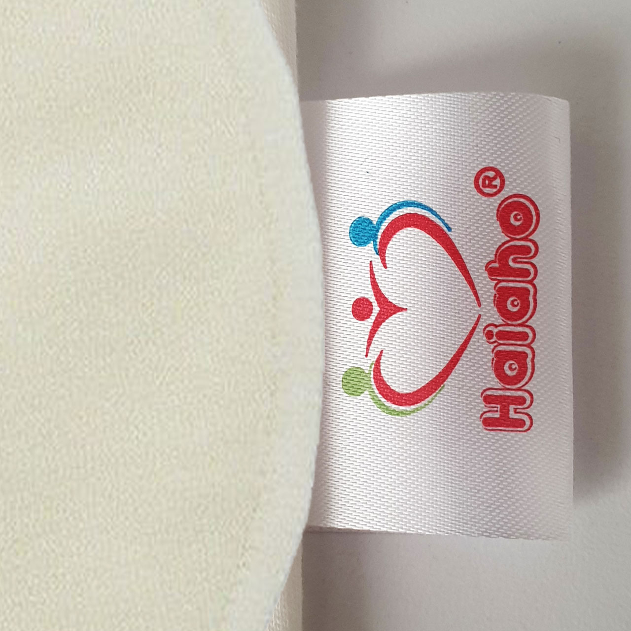 پد عرق گیر هیاهو مدل solarise بسته 4 عددی