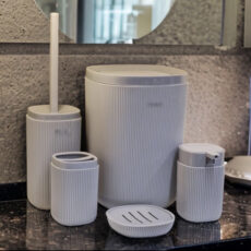 ست سرویس بهداشتی 5 پارچه کنتراست مدل شیاردار کد RM740