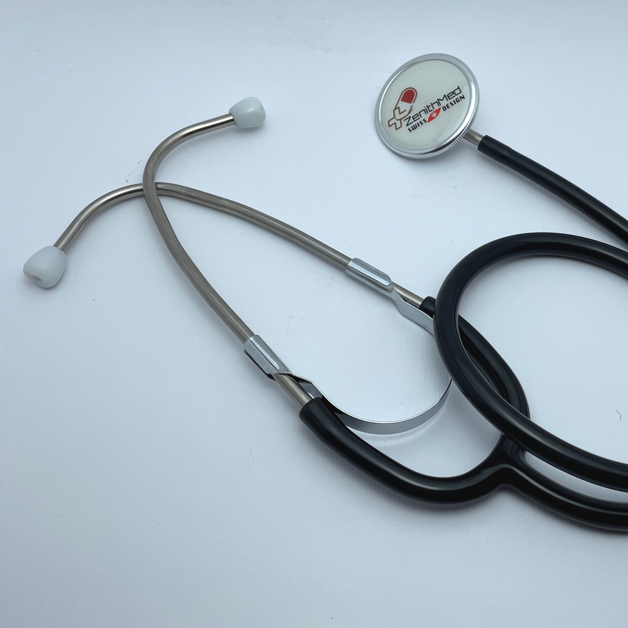 فشارسنج عقربه ای زنیت مد مدل ZTH-5001 به همراه گوشی طبی مدل ZTH-5001