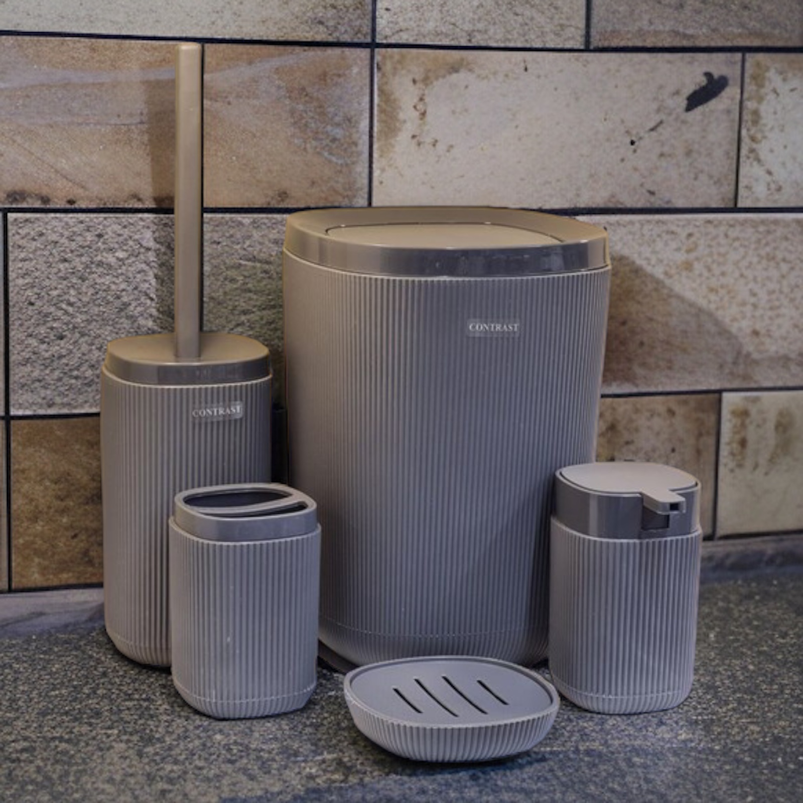 ست سرویس بهداشتی 5 پارچه مدل شیاردار روما