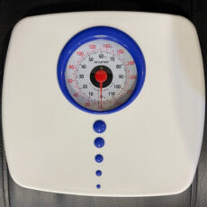 ترازو مکانیکی اکیومد مدل WB1101