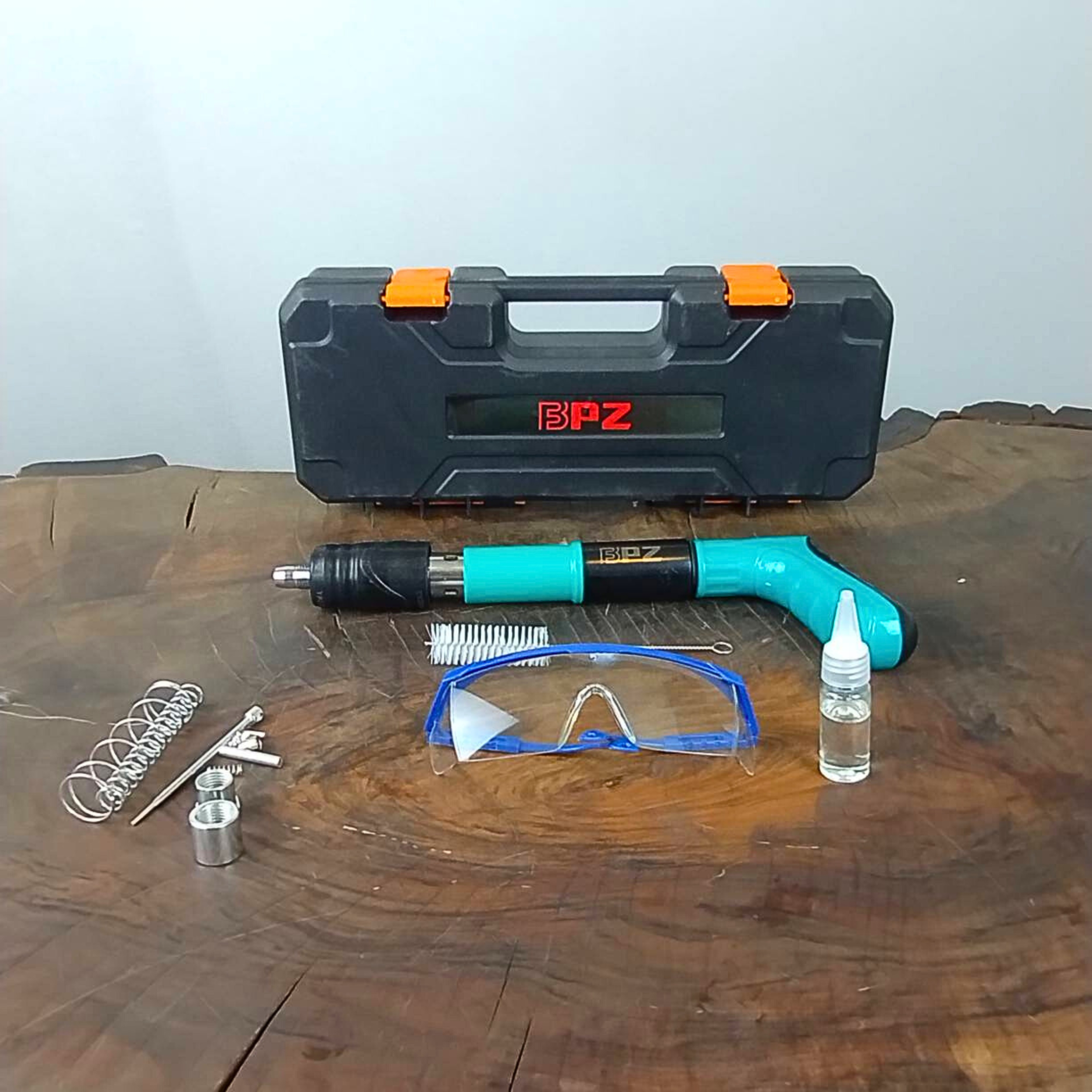 میخ کوب دستی صنعتی بی پی زد مدل BPZ-0730