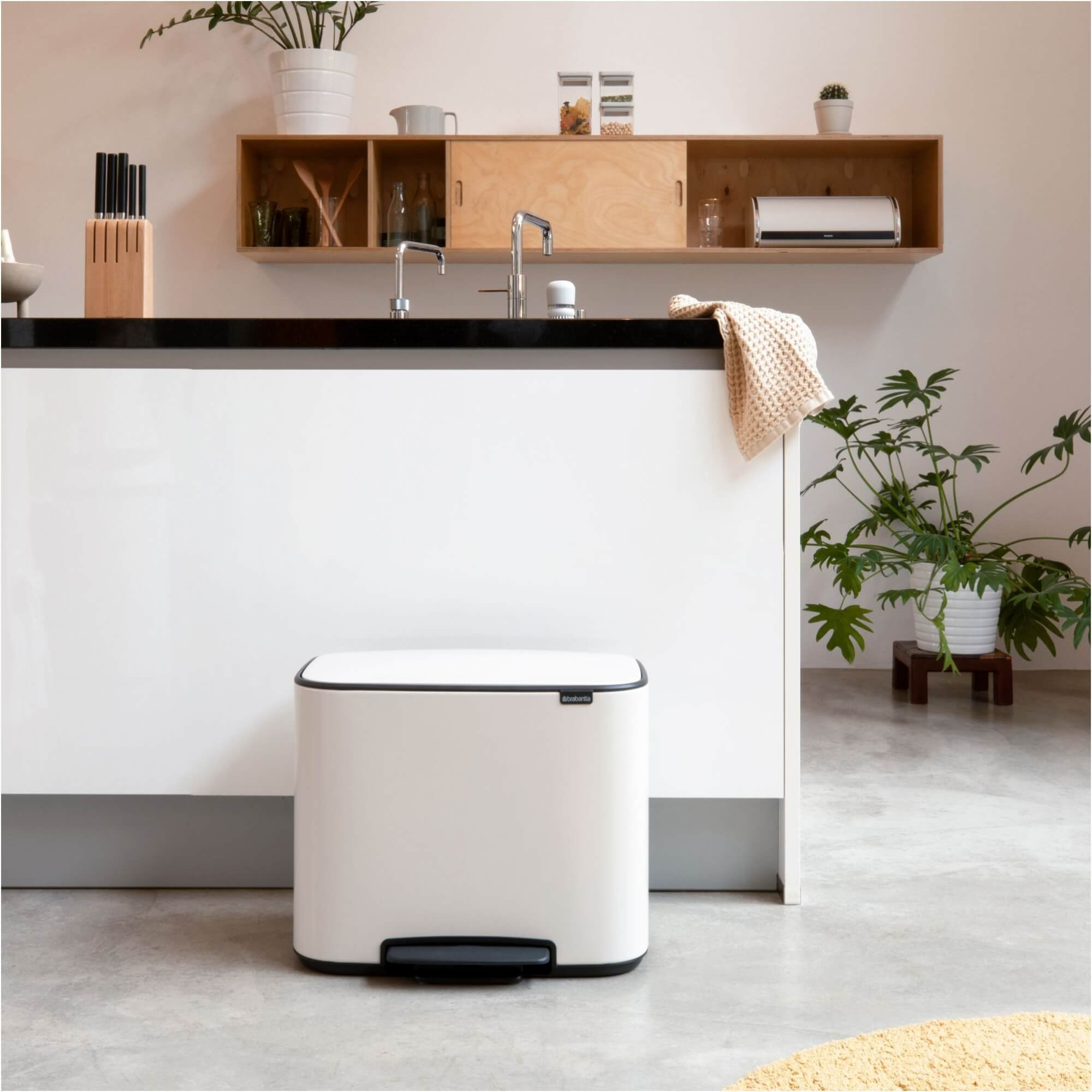 سطل زباله برابانتیا مدل Bo 11x23