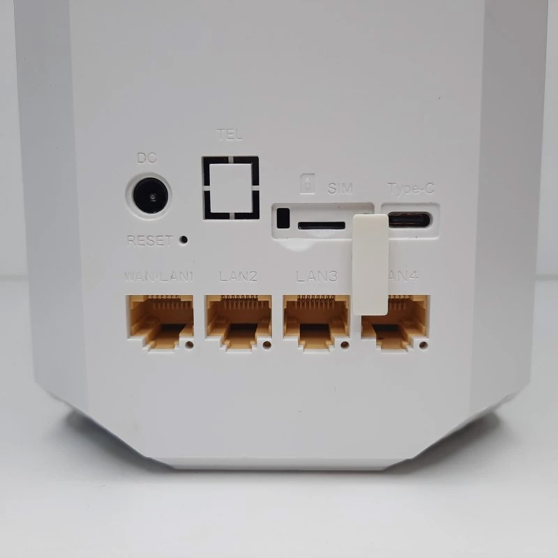 مودم 5G TD_LTE زد ال تی مدل X28 PRO به همراه 1200 گیگ اینترنت یکساله و یک سیمکارت هدیه با بیمه ی 12ماهه