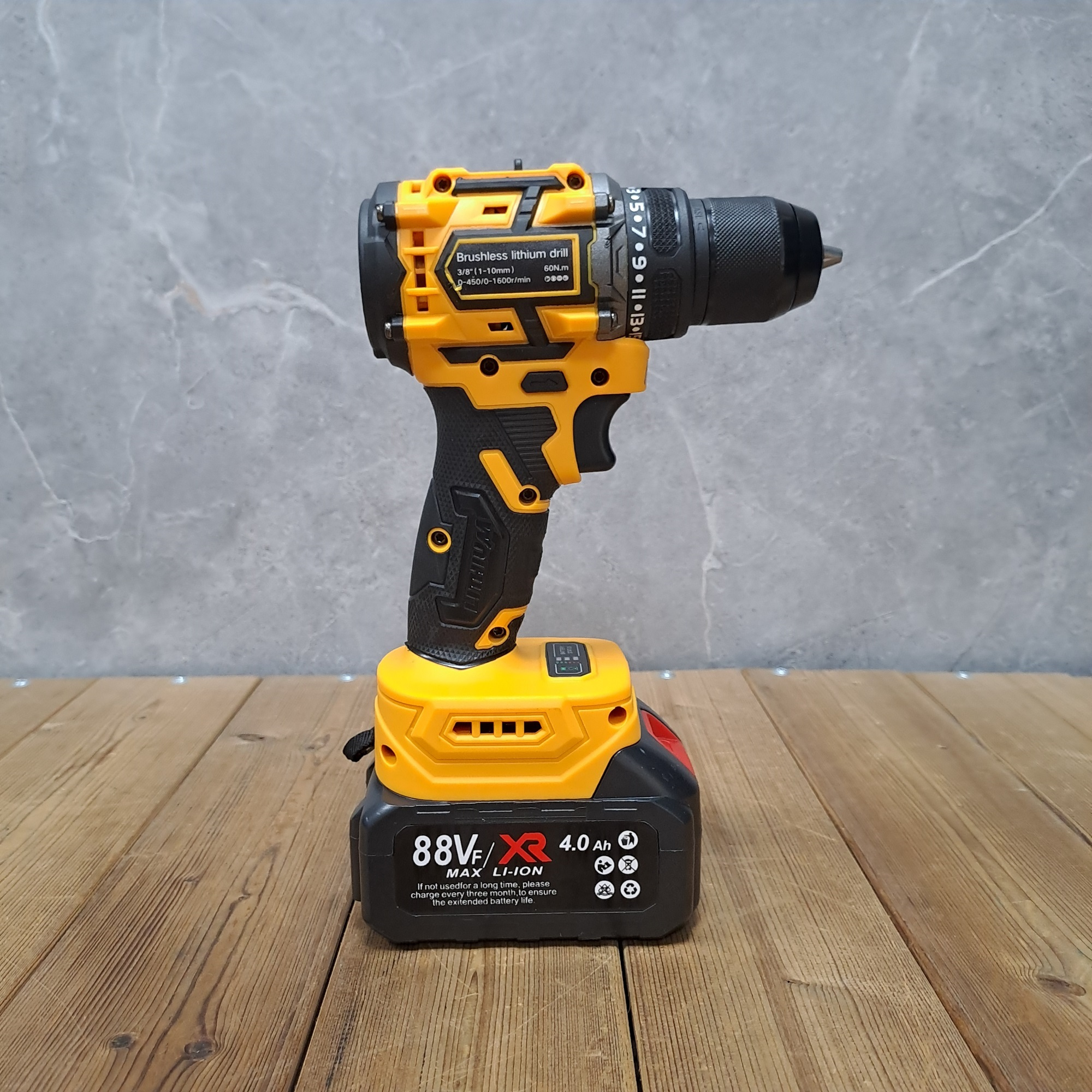 مجموعه 28 عددی دریل پیچ گوشتی شارژی براشلس صنعتی نیو پاور مدل  JAPAN _ TECHNOLOGY