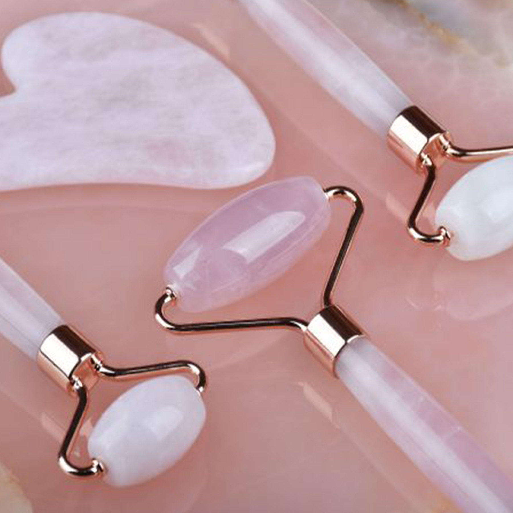 ماساژور دستی یوکی مدل جیدرولر و گواشا یوکی