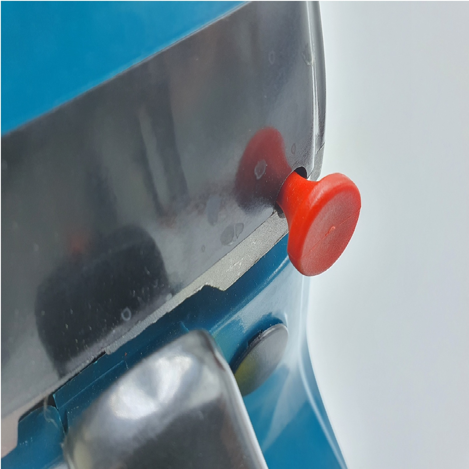 اره زنجیری بنزینی باس مدل Y7592