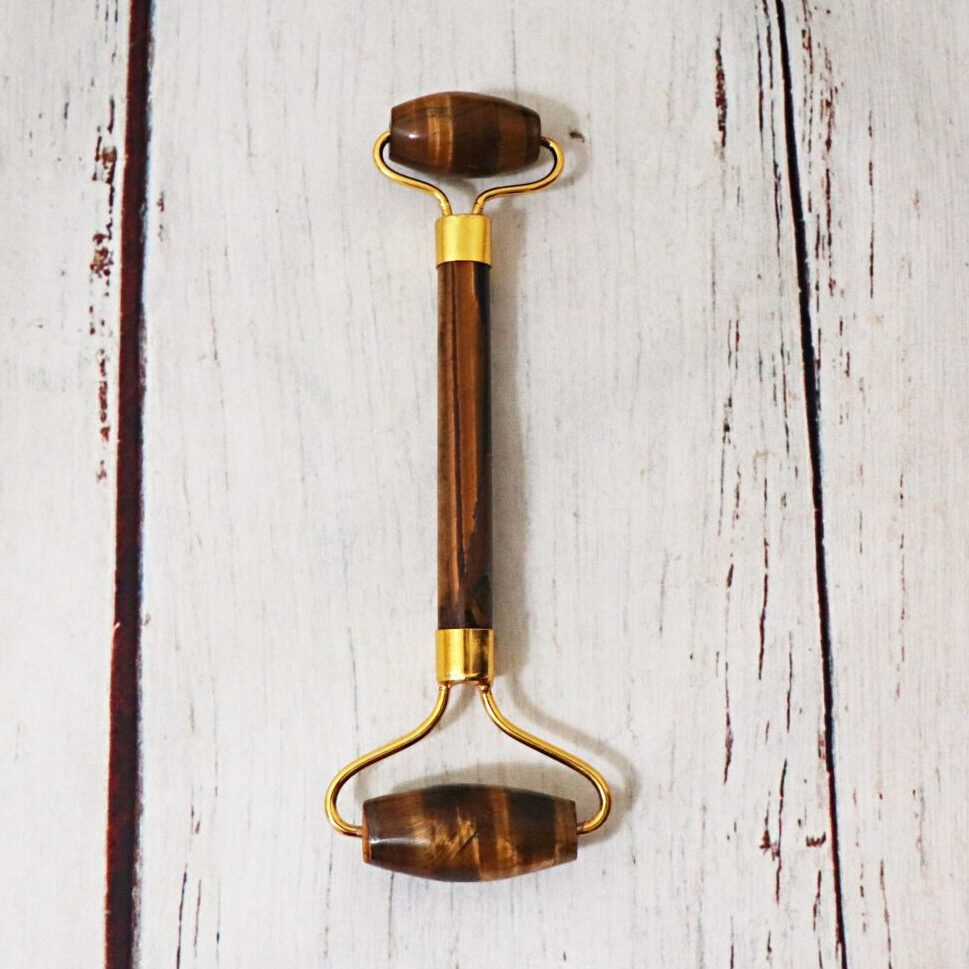 ماساژور دستی صورت مدل چشم ببر کد DG-001