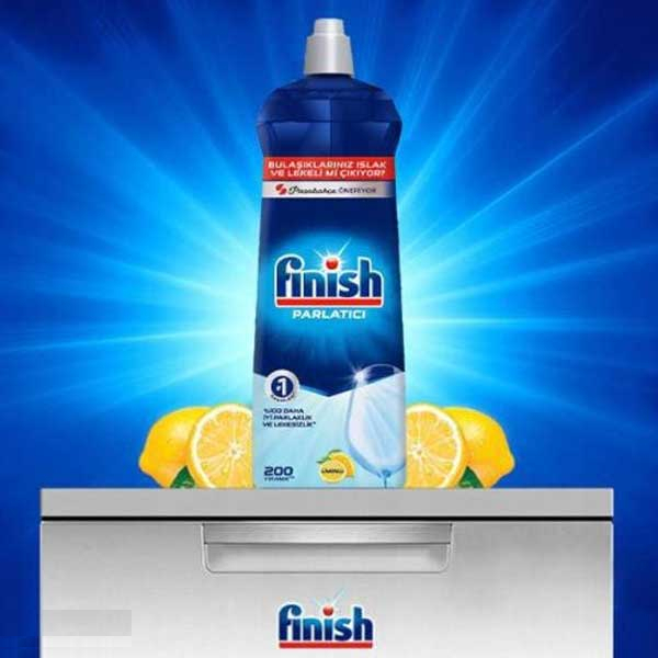 مایع جلادهنده ماشین ظرفشویی فینیش مدل PARLATICI رایحه لیمو 800 میلی لیتر