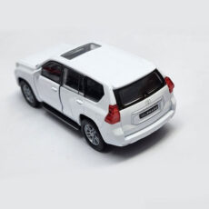 ماشین بازی ولی مدل فلزی عقب کش تویوتا لندکروز