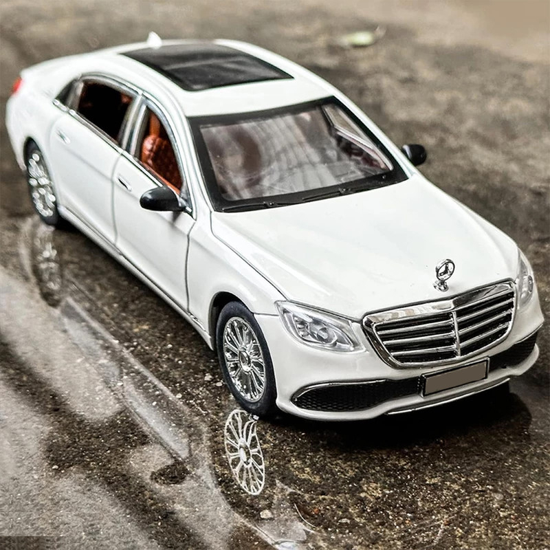 ماشین بازی ناب سل مدل فلزی چراغ دار طرح BENZ E300