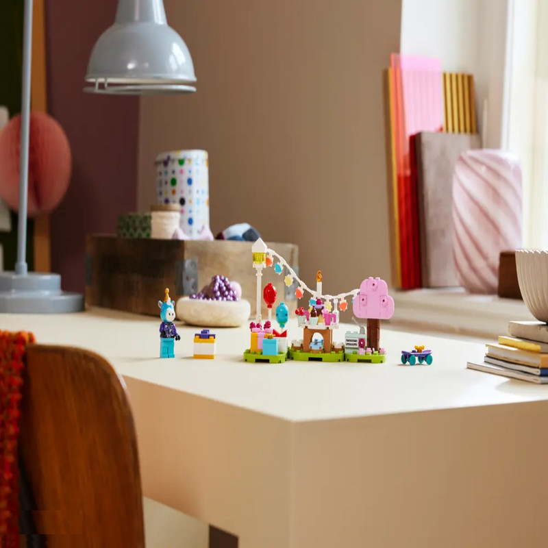 لگو سری Julians Birthday Party Building Set کد 77046