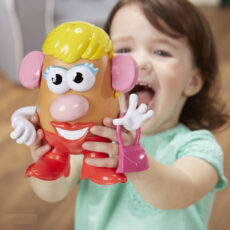 اکشن فیگور خانم سیب زمینی سری MRS. Potato Head Play Skool