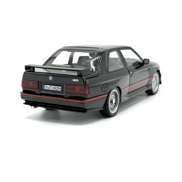 ماکت ماشین طرح bmw320 مدل m3