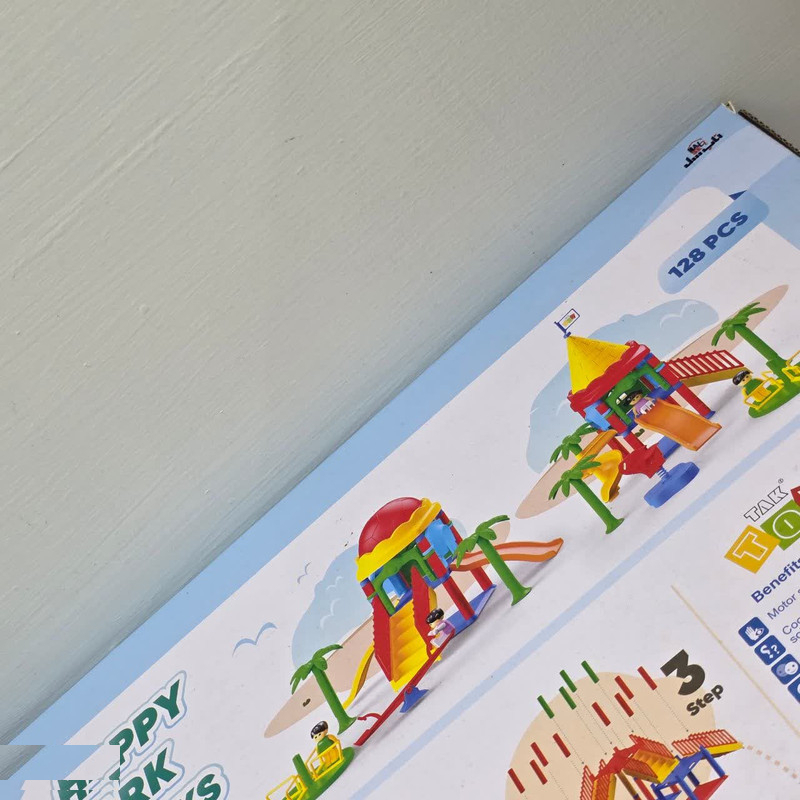 ساختنی 128 قطعه ناب سل مدل پارک شادی