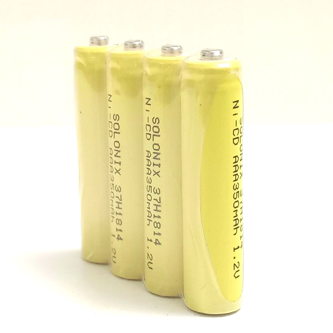 باتری شارژی نیم قلمی سولونیکس مدل صنعتی Ni-Cd مجموعه 20 عددی