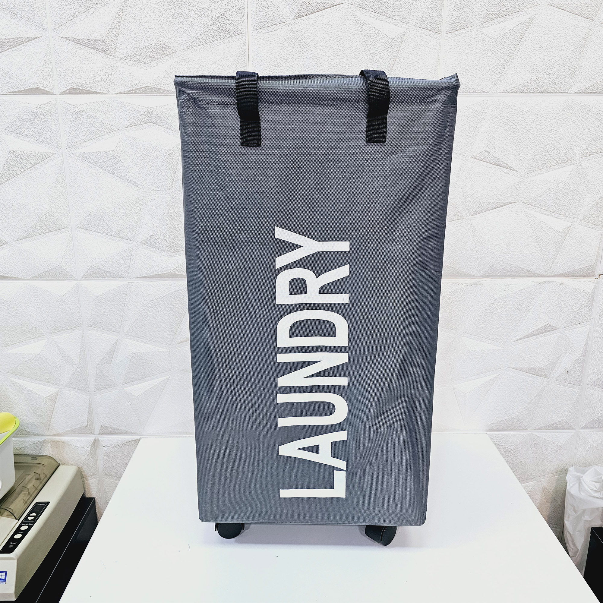 سبد رخت چرک مدل چرخ دار طرح LAUNDRY