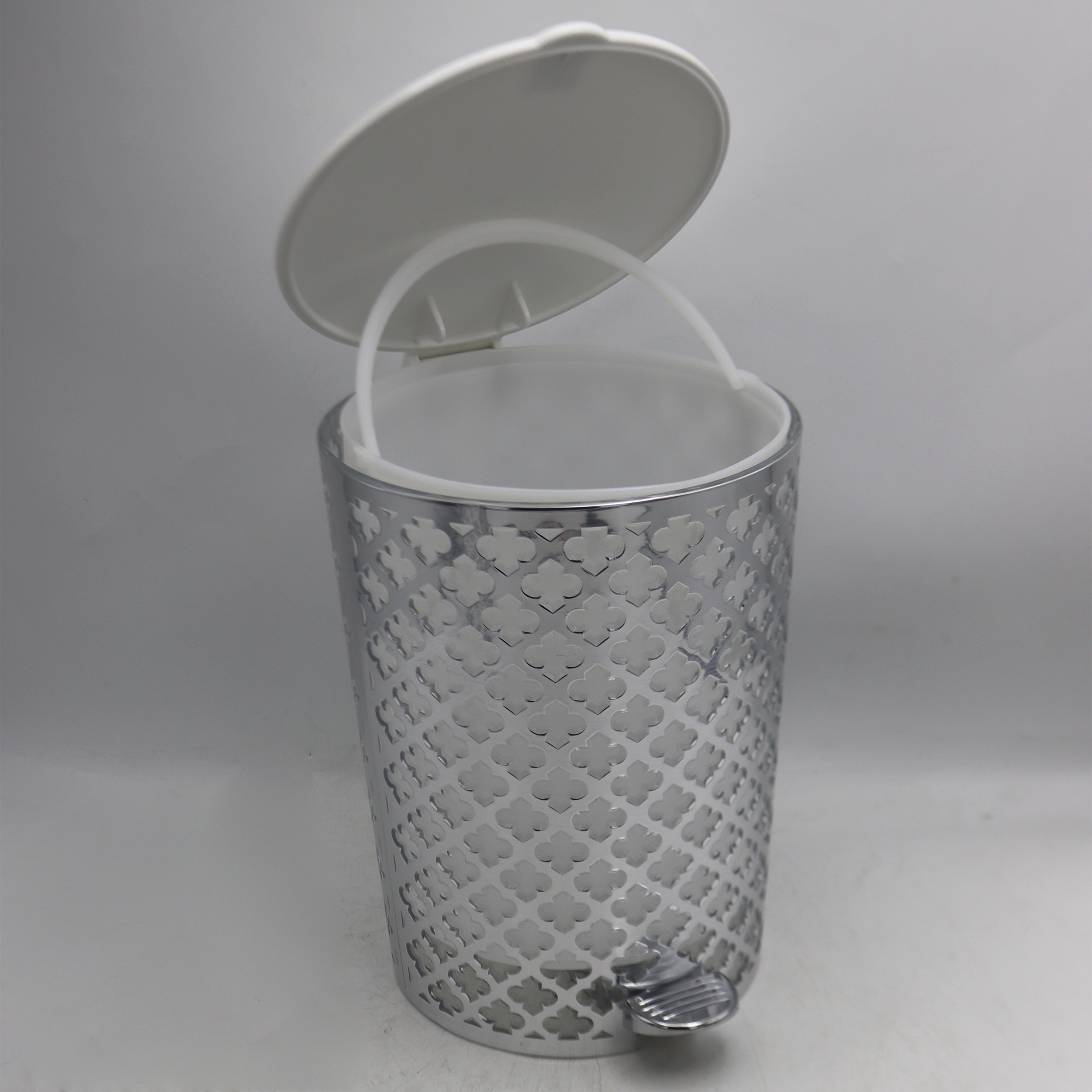 ست سطل و فرچه مدل بلوط طرح گل کد YP-NS-02