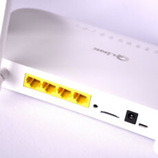 مودم روتر 4G LTE قابل حمل کیولینک مدل QLINK QL610