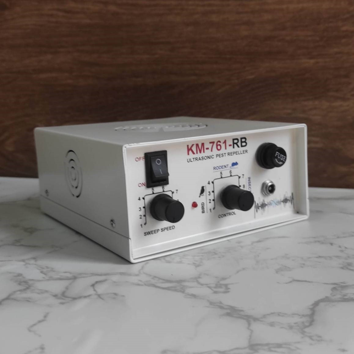 دستگاه دورکننده حیوانات مدل KM-761-RB