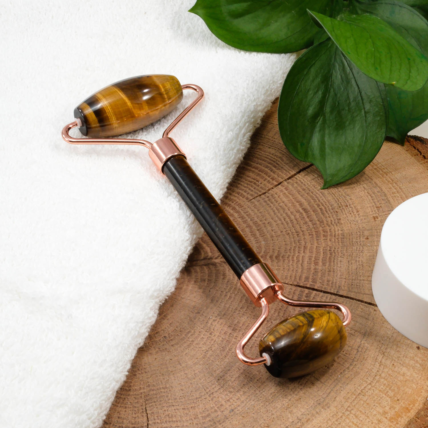 ماساژور دستی صورت مدل چشم ببر کد DG-001