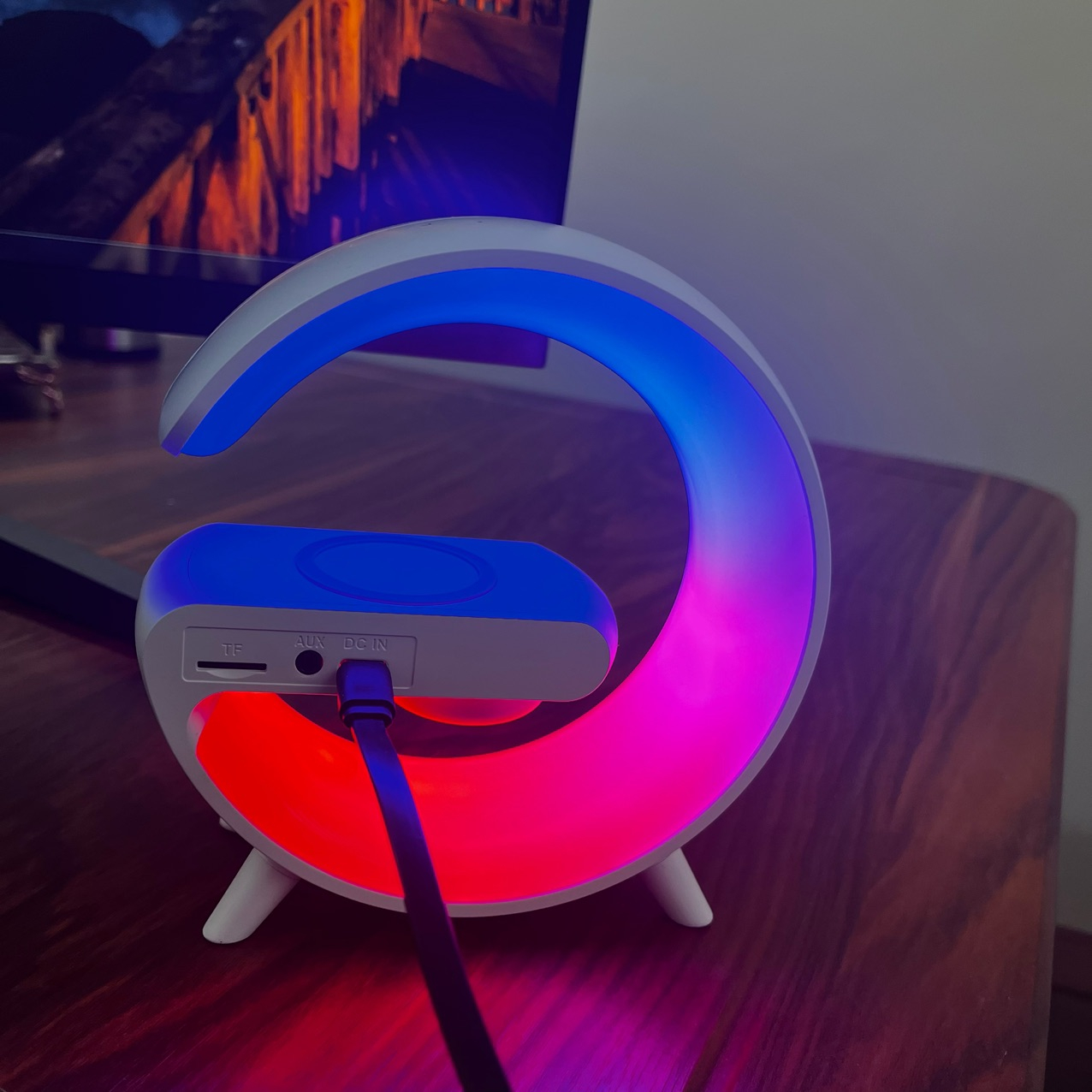 اسپیکر بلوتوثی قابل حمل طرح چراغ خواب مدل G63