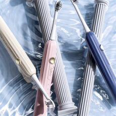 مسواک برقی آپیو مدل T12-A به همراه 4 سری یدک  مجموعه 2 عددی