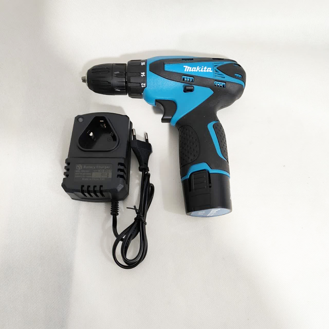 پیچ گوشتی شارژی ماکیتا مدل 18V-single battery مجموعه 28 عددی