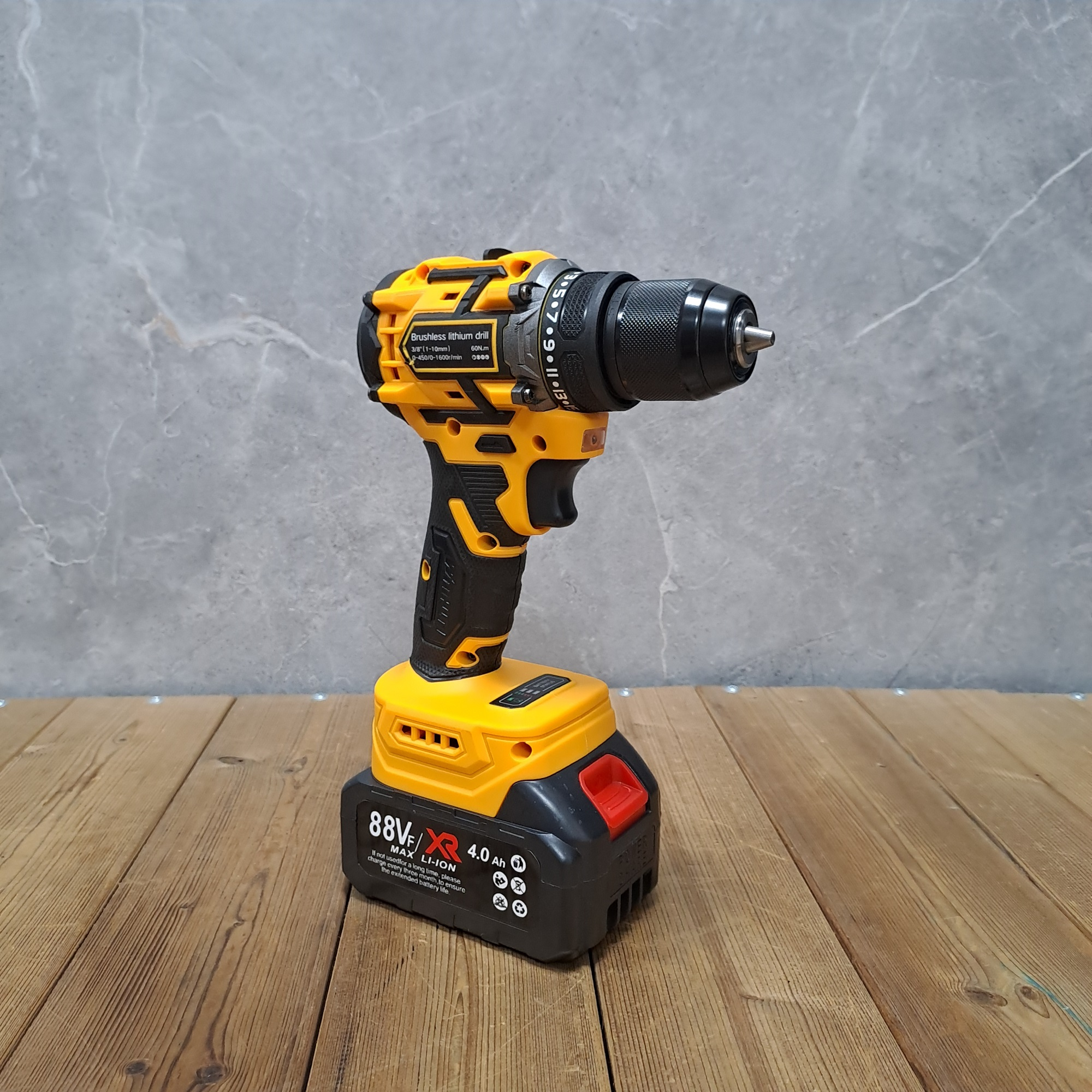 مجموعه 28 عددی دریل پیچ گوشتی شارژی براشلس صنعتی نیو پاور مدل  JAPAN _ TECHNOLOGY