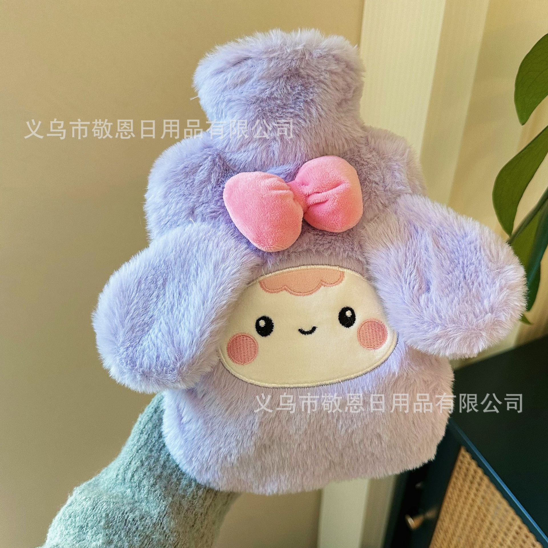 کیسه آب گرم بنکس مدل T5577 طرح عروسکی