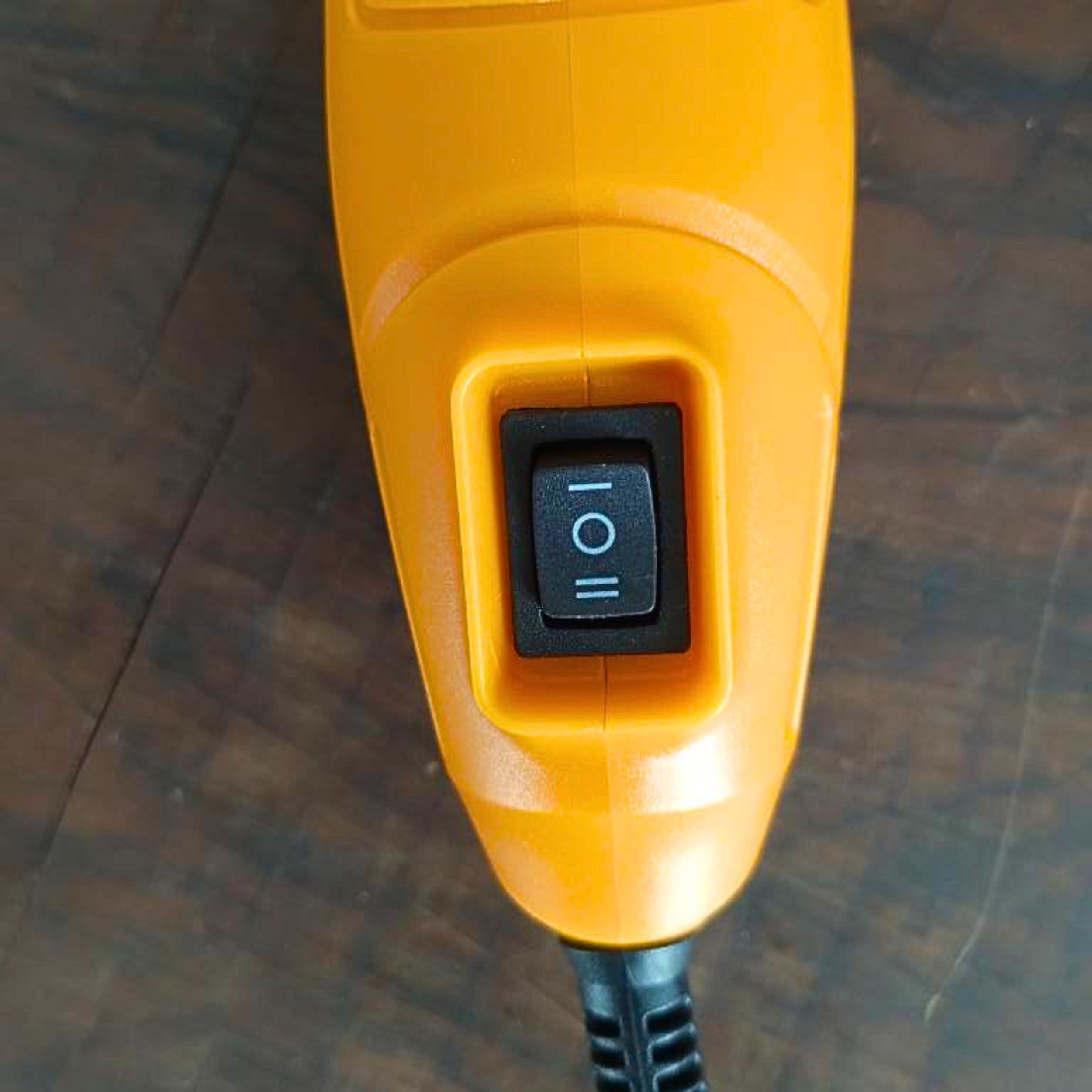 سشوار صنعتی 1600 وات اینتیمکث مدل 0707