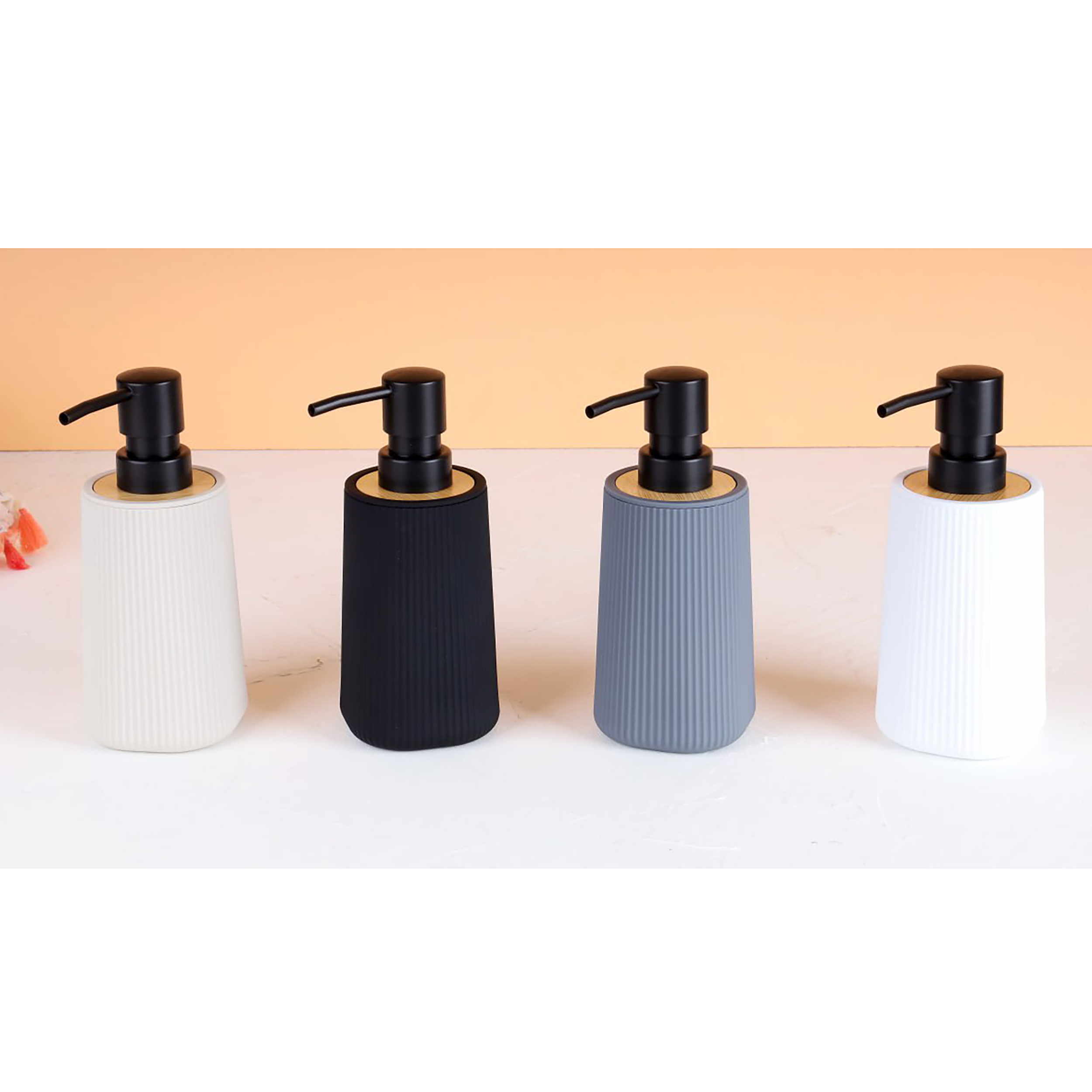 مخزن مایع دستشویی آرو مدل TR-4168