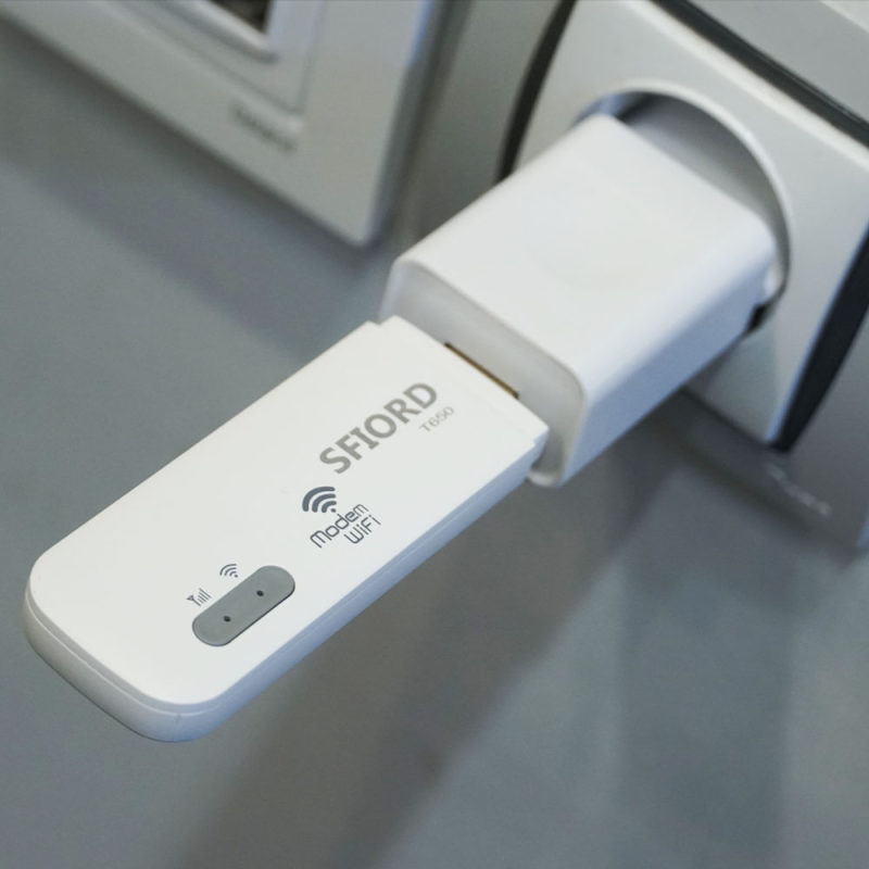 مودم 4G اسفیورد مدل دانگل T670