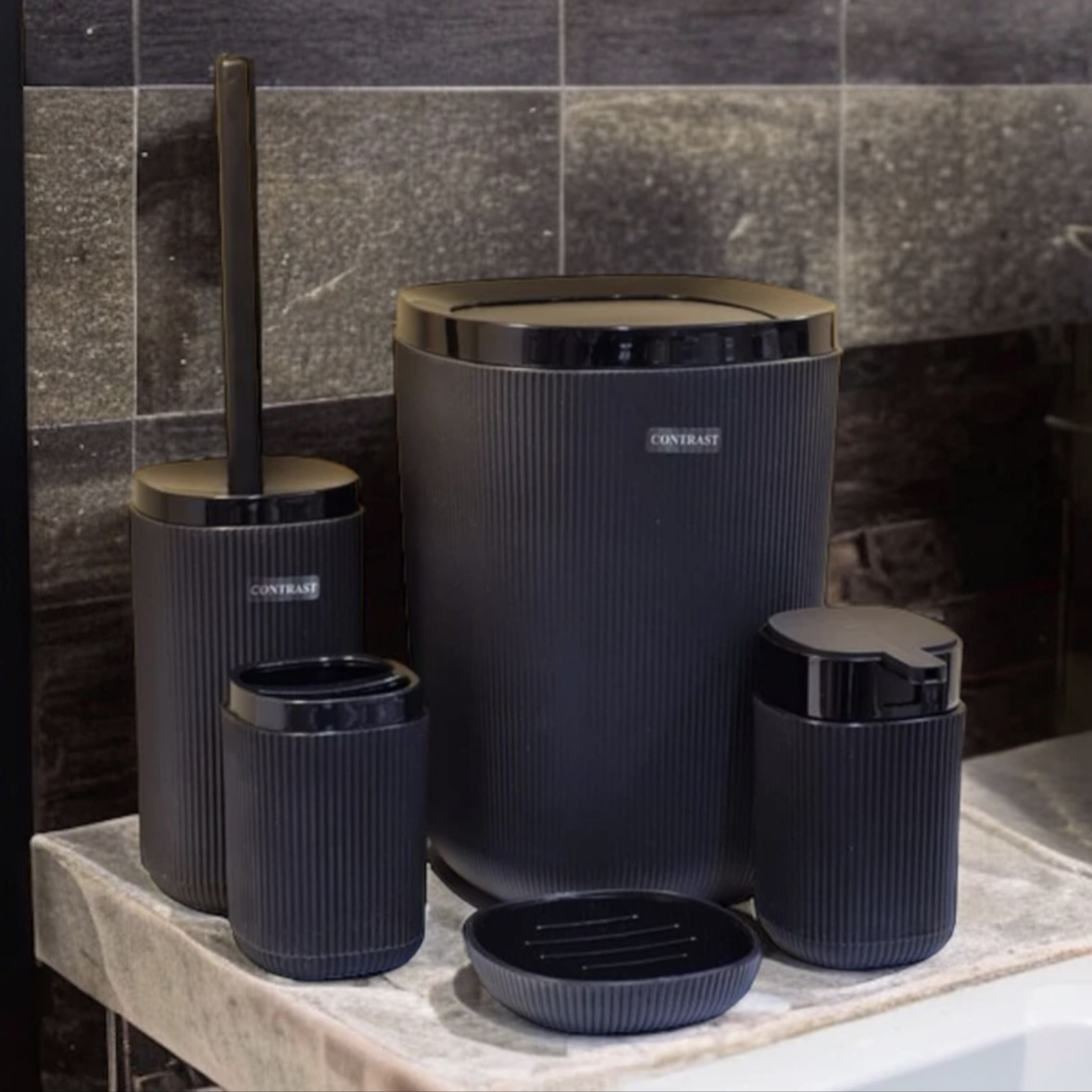 ست سرویس بهداشتی 5 پارچه کنتراست مدل شیاردار کد RM740