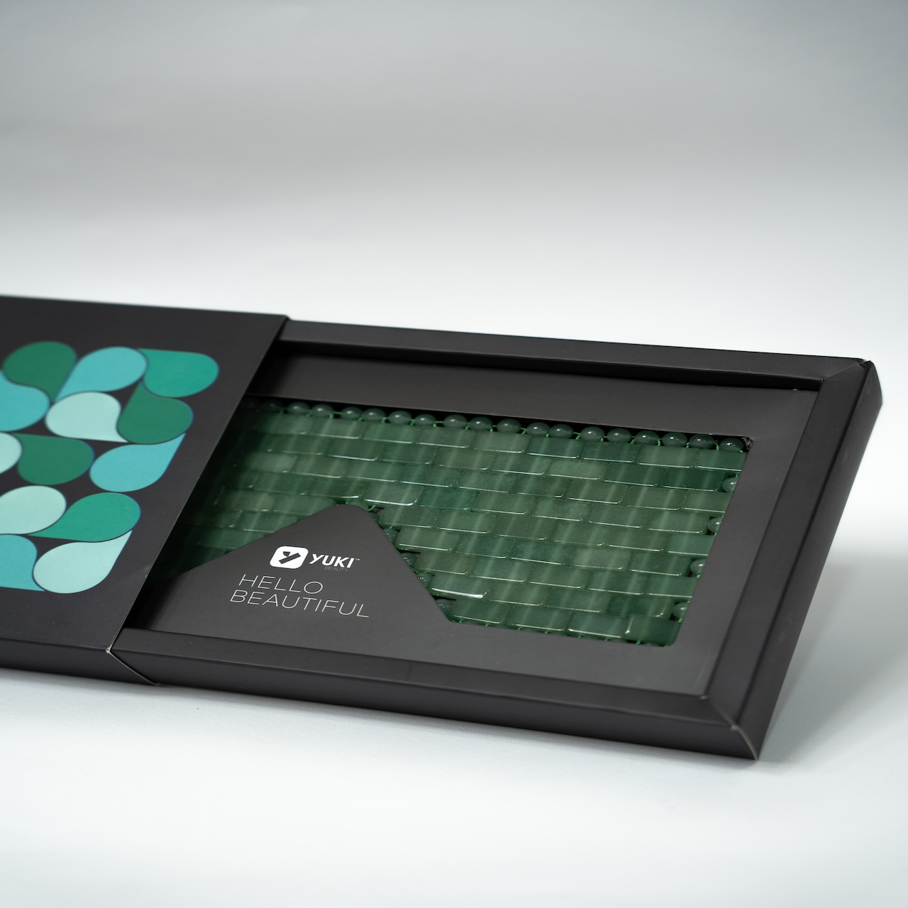 ماساژور چشم یوکی مدل یشم