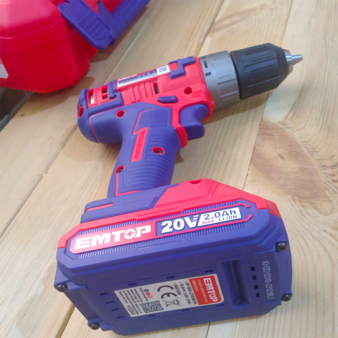 دریل پیچ گوشتی شارژی ایمتاپ مدل ECDL200528 مجموعه 59 عددی