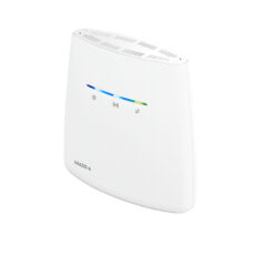 مودم 4G همراه اول مدل HA4200 به همراه کارت هدیه فعالسازی سیم‌کارت اعتباری و 300 گیگابایت اینترنت هدیه 1 ساله