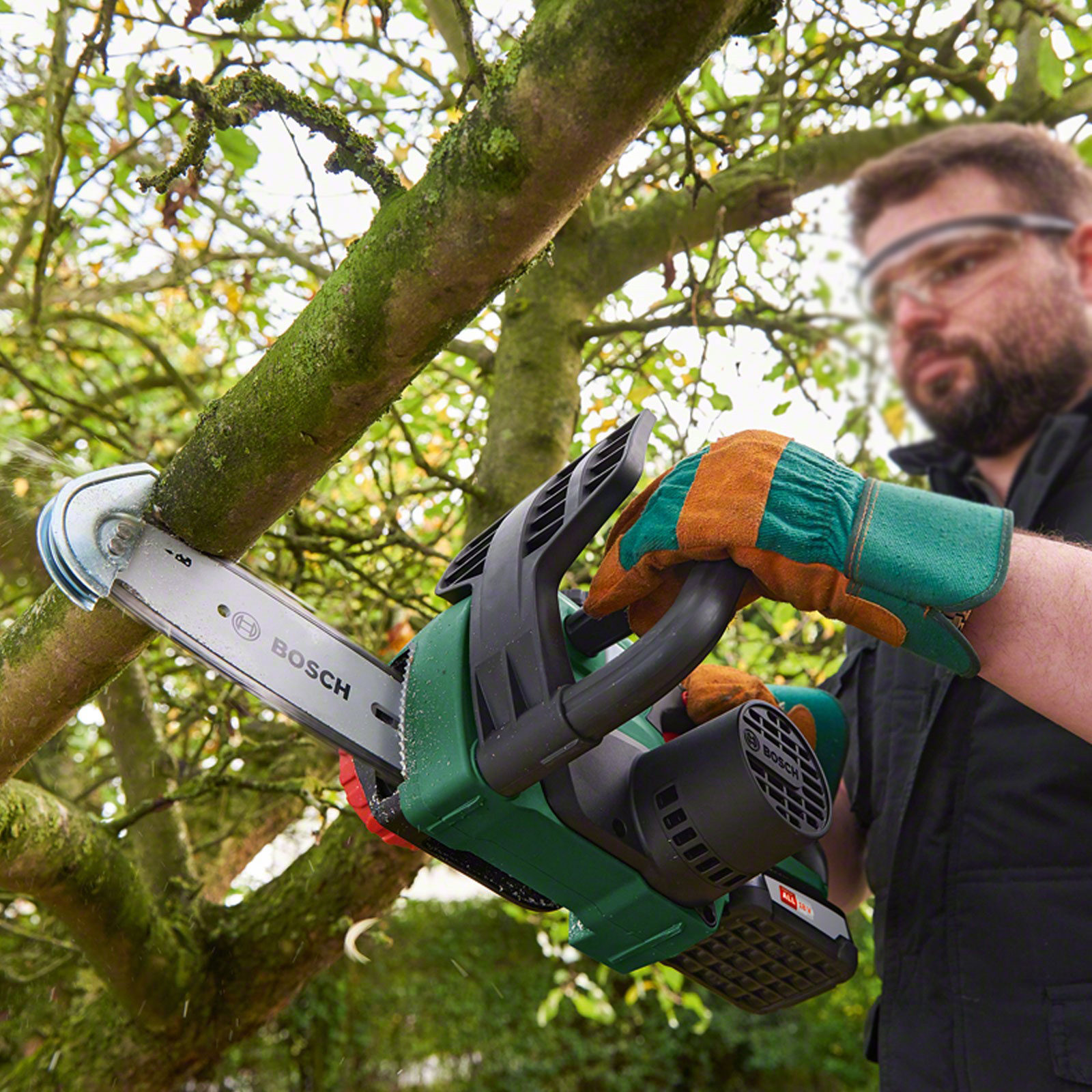 اره زنجیری شارژی بوش مدل Universal 18